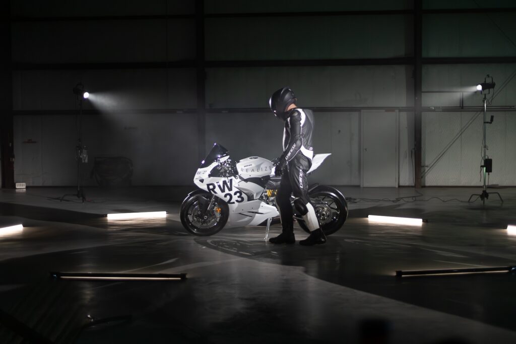 RW23-Performance-Partners-Motorbike-Hanger-013