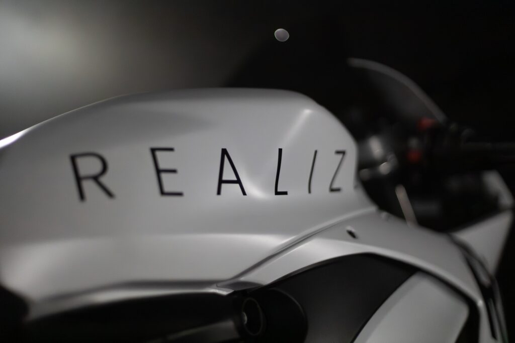 RW23-Performance-Partners-Motorbike-Hanger-030